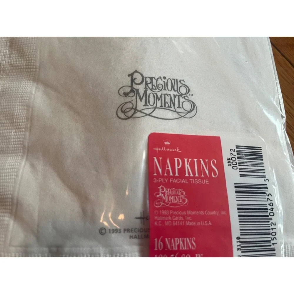 Precious Moments Christmas Napkins 1993 Hallmark 3 Ply Facial Tissues 32